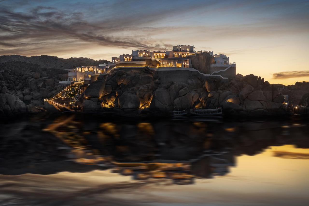 Benben By Dhara Hotels - Adults Only Aswan Bagian luar foto The fort at night