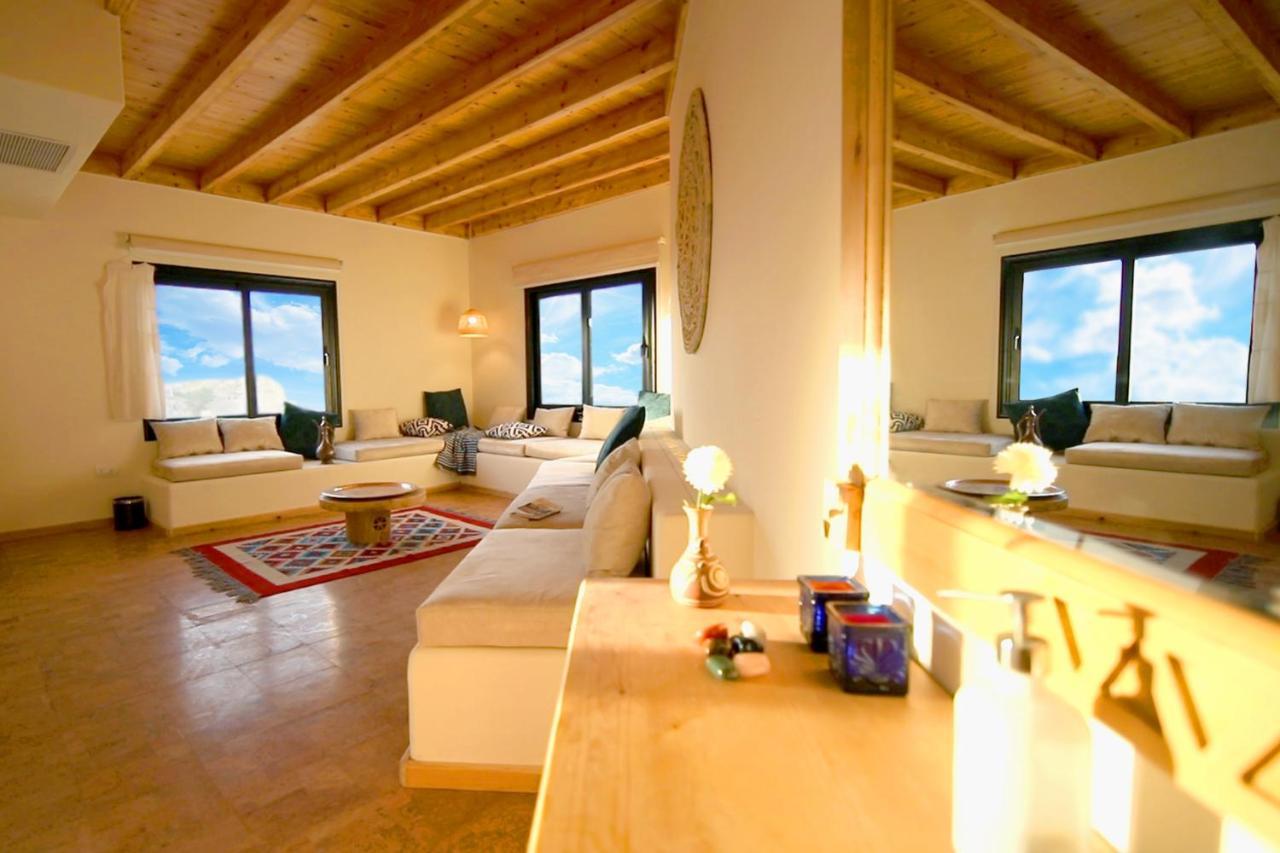 Benben By Dhara Hotels - Adults Only Aswan Bagian luar foto Interior of a Santa Fe hotel